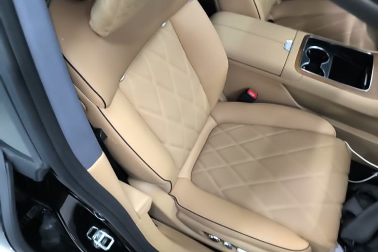 Used Hima Stelato S9 2024 All-Electric Ultra Four-Wheel-Drive Flagship Edition Right Front Seat