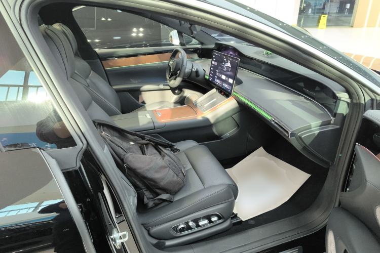 Used Hima Stelato S9 2024 All-Electric Ultra Four-Wheel-Drive Flagship Edition Right Front Seat