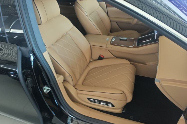 Used Hima Stelato S9 2024 All-Electric Ultra Four-Wheel-Drive Flagship Edition Right Front Seat