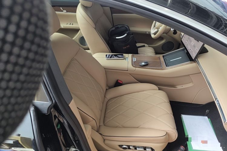 Used Hima Stelato S9 2024 All-Electric Ultra Four-Wheel-Drive Flagship Edition Right Front Seat