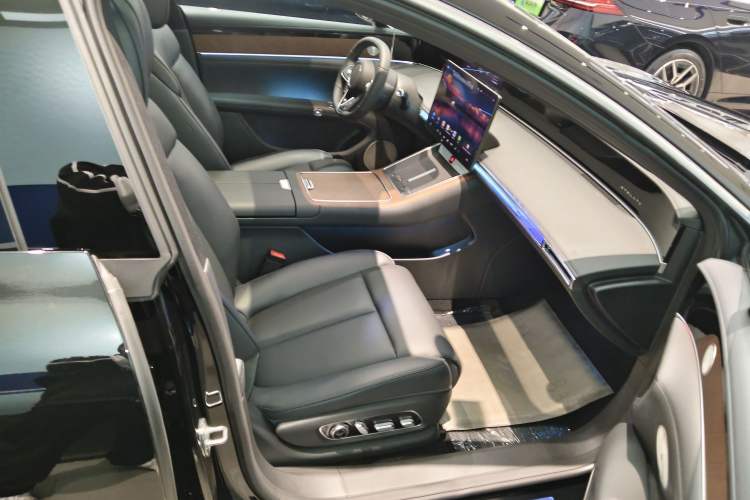 Used Hima Stelato S9 2024 All-Electric Ultra Four-Wheel-Drive Flagship Edition Right Front Seat