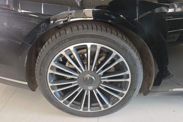 Used Hima Stelato S9 2024 All-Electric Ultra Four-Wheel-Drive Flagship Edition Right Rear Wheel Hub