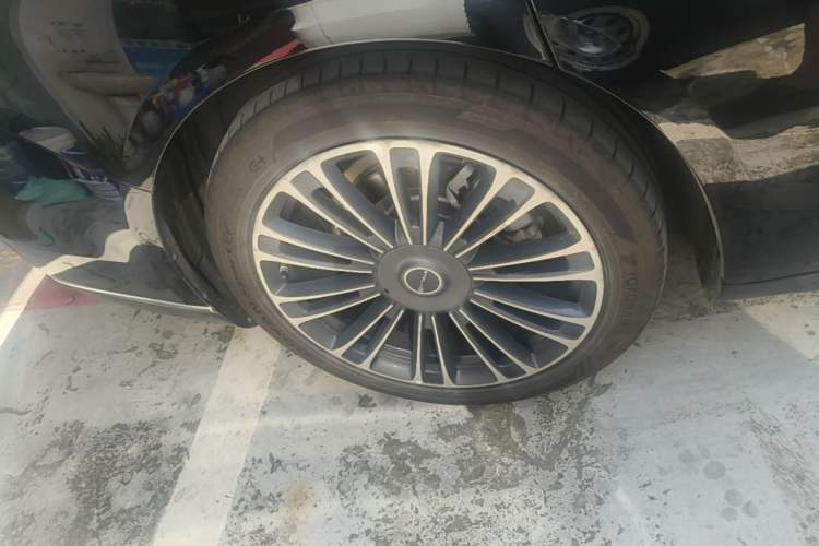 Used Hima Stelato S9 2024 All-Electric Max Rear-Drive Long-Range Version Right Rear Wheel Hub