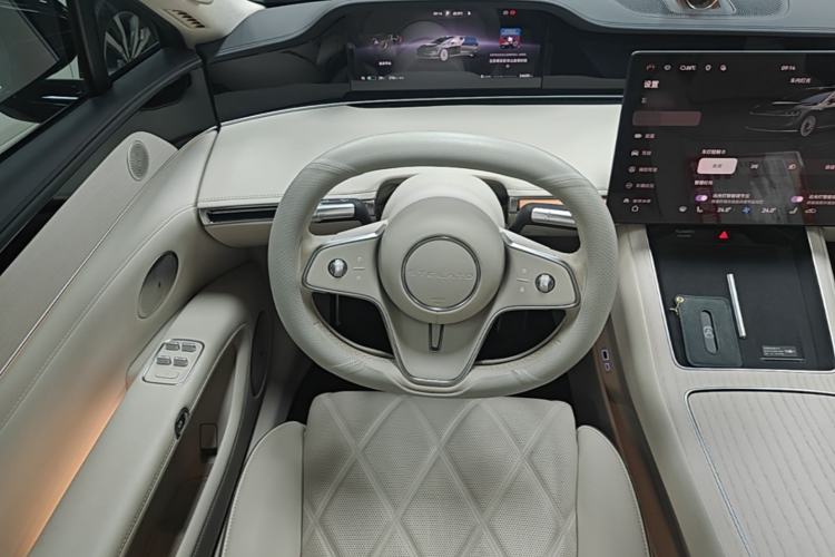 Used Hima Stelato S9 2024 All-Electric Ultra Four-Wheel-Drive Flagship Edition Steering Wheel