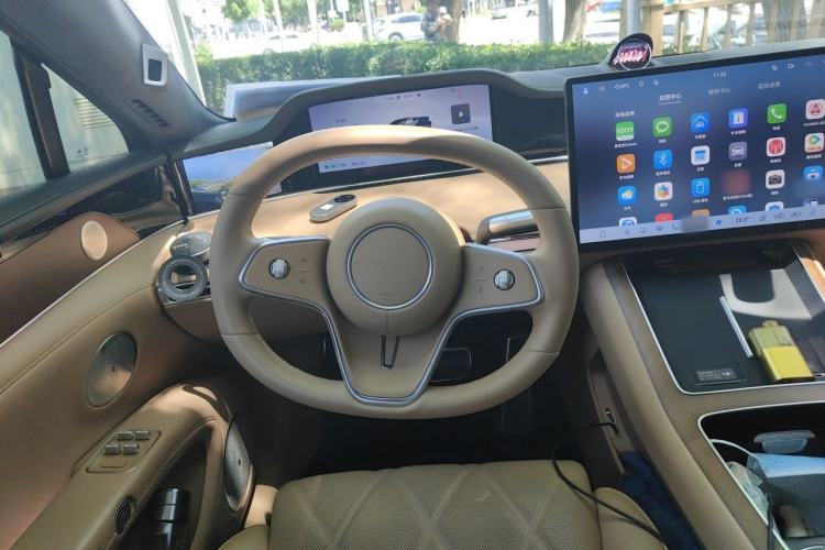 Used Hima Stelato S9 2024 All-Electric Ultra Four-Wheel-Drive Flagship Edition Steering Wheel