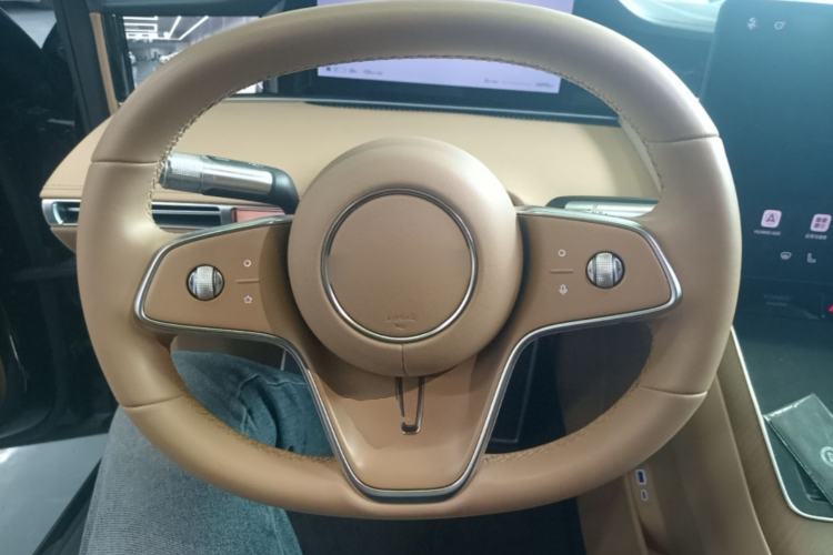 Used Hima Stelato S9 2024 All-Electric Ultra Four-Wheel-Drive Flagship Edition Steering Wheel