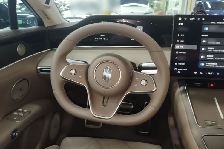 Used Hima Stelato S9 2024 All-Electric Max Rear-Drive Long-Range Version Steering Wheel