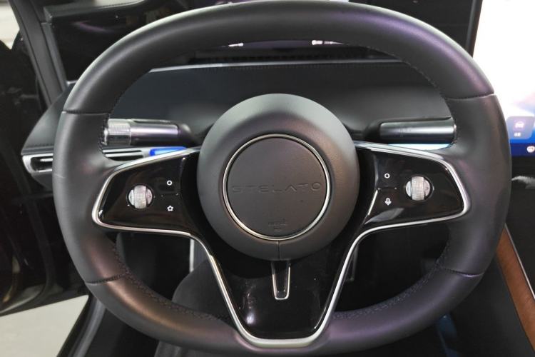 Used Hima Stelato S9 2024 All-Electric Ultra Four-Wheel-Drive Flagship Edition Steering Wheel