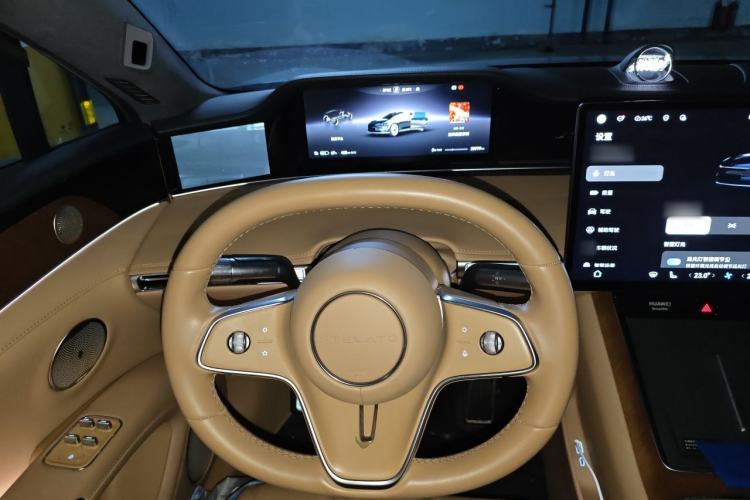 Used Hima Stelato S9 2024 All-Electric Ultra Four-Wheel-Drive Flagship Edition Steering Wheel