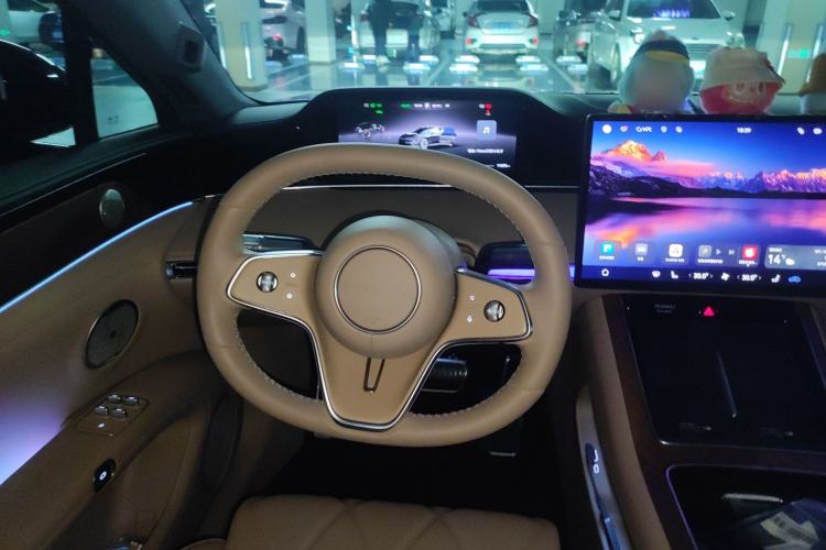 Used Hima Stelato S9 2024 All-Electric Ultra Four-Wheel-Drive Flagship Edition Steering Wheel