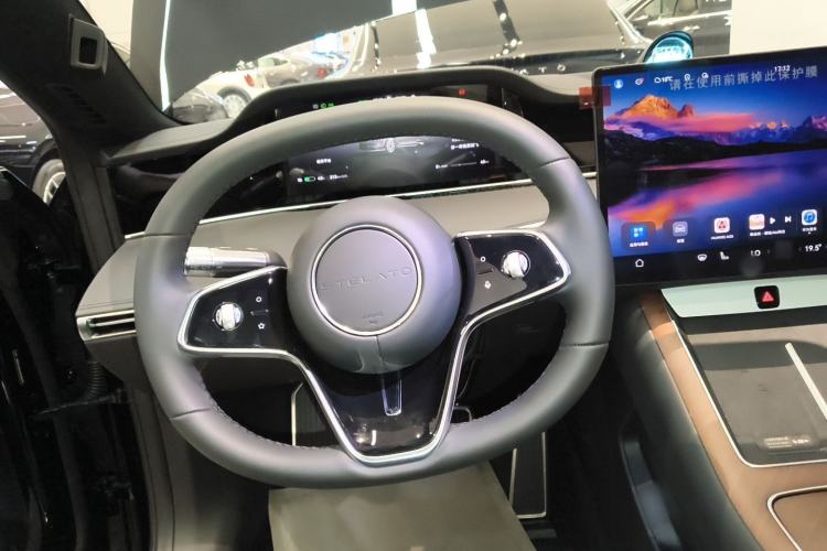 Used Hima Stelato S9 2024 All-Electric Ultra Four-Wheel-Drive Flagship Edition Steering Wheel