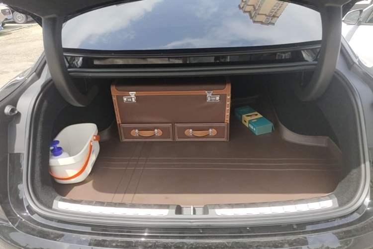 Used Hima Stelato S9 2024 All-Electric Ultra Four-Wheel-Drive Flagship Edition Trunk