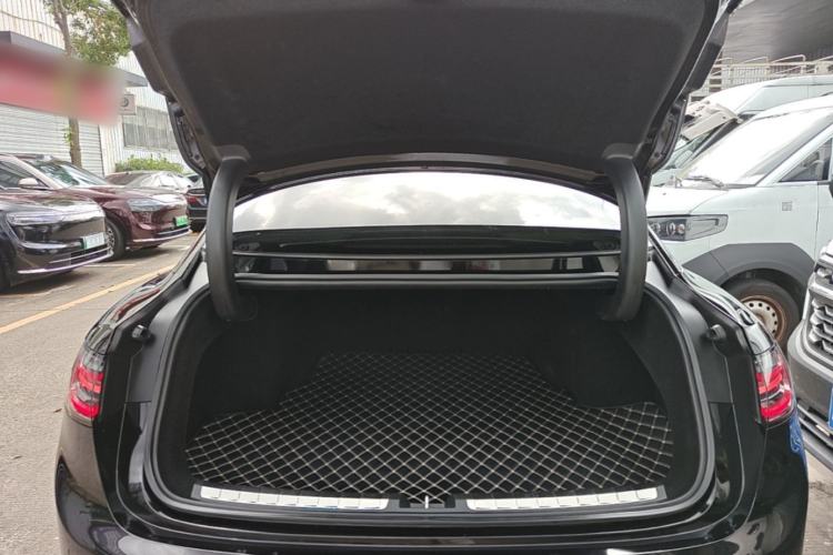 Used Hima Stelato S9 2024 All-Electric Ultra Rear-Drive Long-Range Flagship Edition Trunk