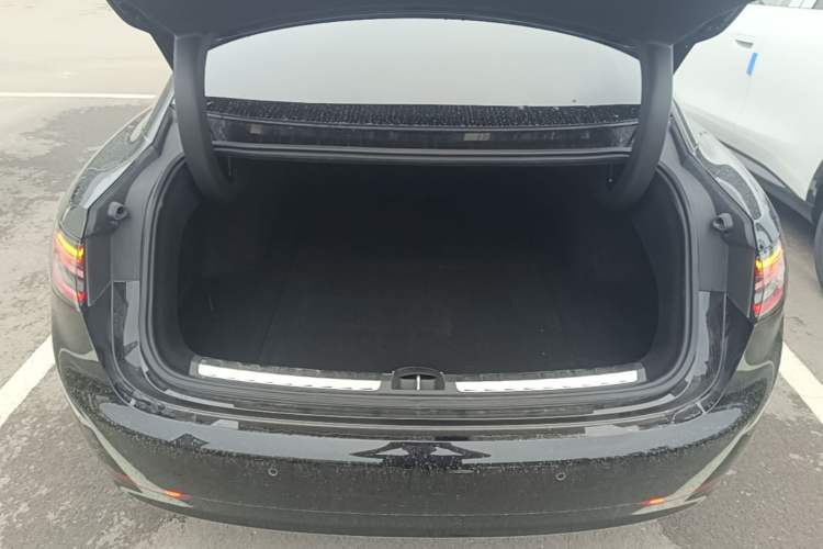 Used Hima Stelato S9 2024 All-Electric Ultra Rear-Drive Long-Range Flagship Edition Trunk