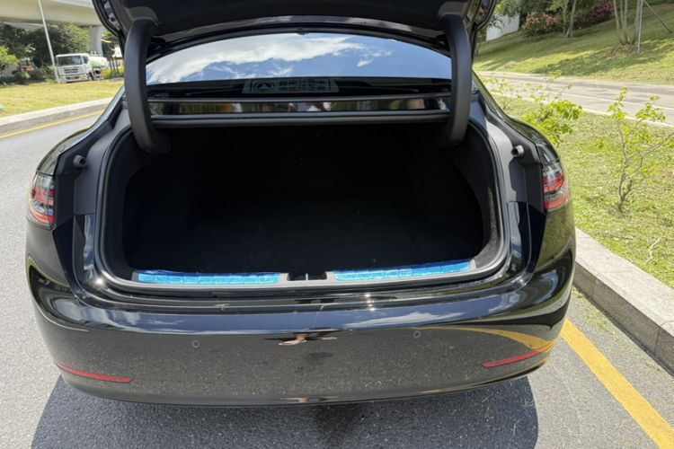 Used Hima Stelato S9 2024 All-Electric Max Rear-Drive Long-Range Version Trunk