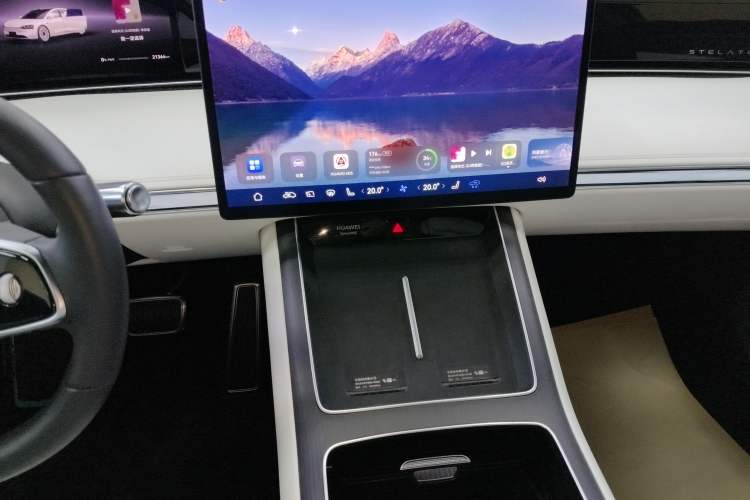 Used Hima Stelato S9 2024 All-Electric Ultra Four-Wheel-Drive Flagship Edition Audio And AC Panel