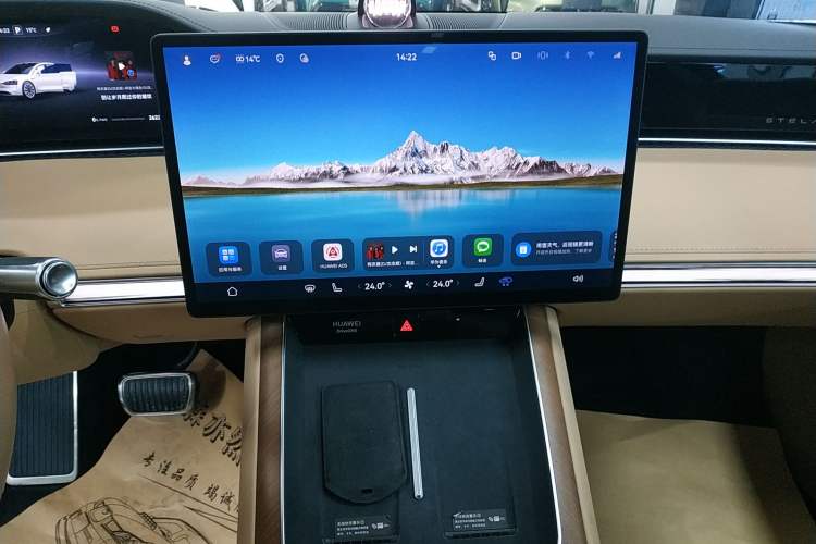 Used Hima Stelato S9 2024 All-Electric Ultra Four-Wheel-Drive Flagship Edition Audio And AC Panel