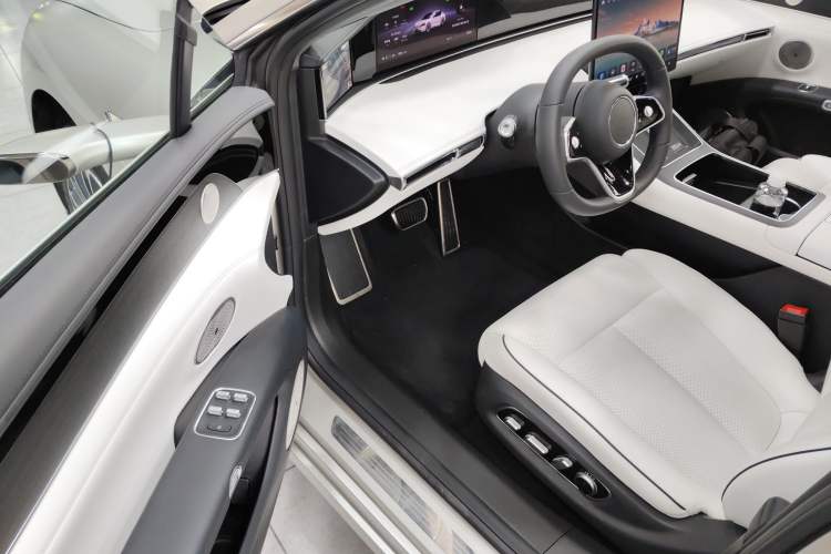 Used Hima Stelato S9 2024 All-Electric Ultra Four-Wheel-Drive Flagship Edition Driver Seat