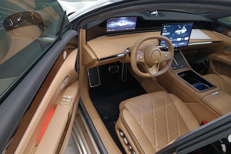 Used Hima Stelato S9 2024 All-Electric Ultra Four-Wheel-Drive Flagship Edition Driver Seat
