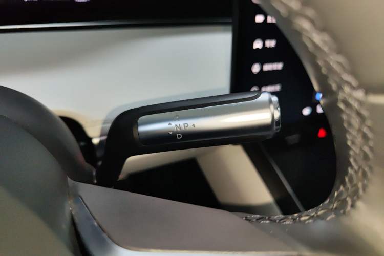 Used Hima Stelato S9 2024 All-Electric Ultra Four-Wheel-Drive Flagship Edition Gear Lever