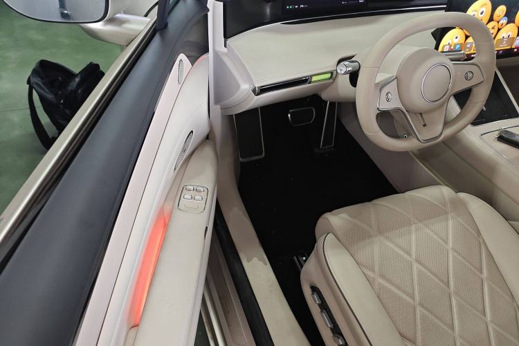 Used Hima Stelato S9 2024 All-Electric Ultra Rear-Drive Long-Range Flagship Edition Interior 3