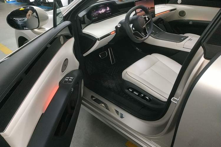 Used Hima Stelato S9 2024 All-Electric Ultra Four-Wheel-Drive Flagship Edition Interior 3