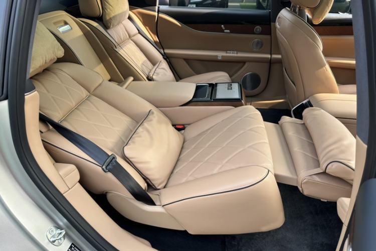 Used Hima Stelato S9 2024 All-Electric Ultra Four-Wheel-Drive Flagship Edition Interior 4