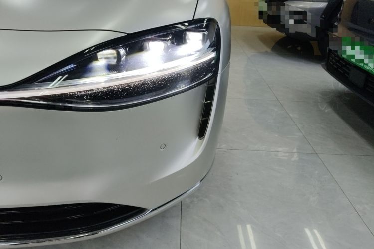 Used Hima Stelato S9 2024 All-Electric Ultra Four-Wheel-Drive Flagship Edition Left Front Headlight