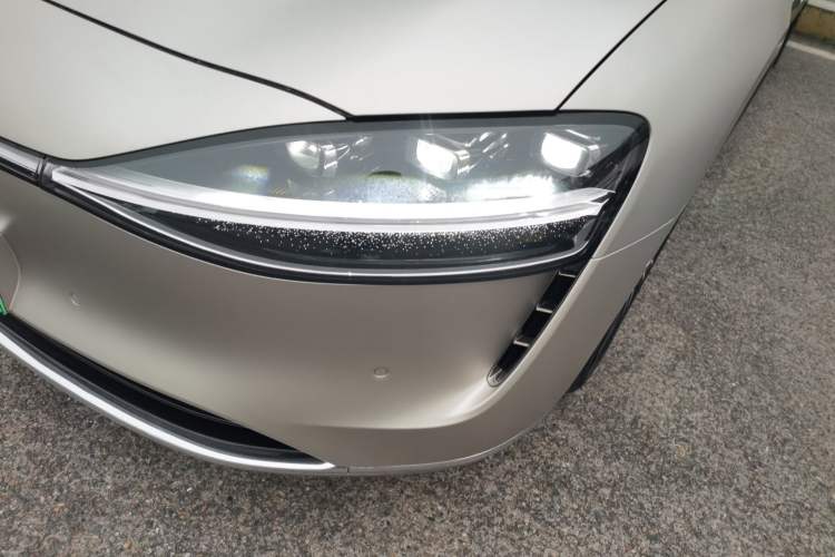 Used Hima Stelato S9 2024 All-Electric Ultra Four-Wheel-Drive Flagship Edition Left Front Headlight