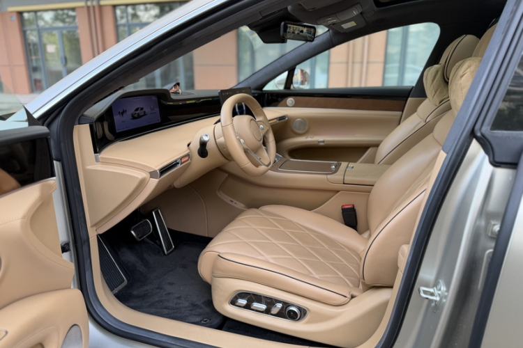 Used Hima Stelato S9 2024 All-Electric Ultra Four-Wheel-Drive Flagship Edition Left Front Seat