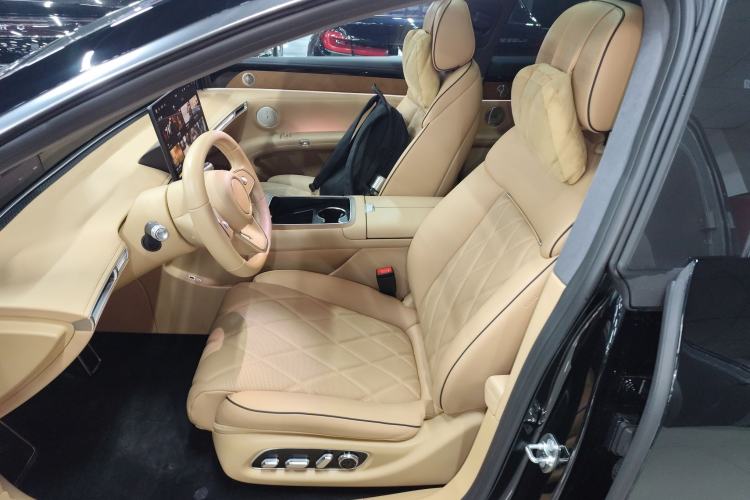 Used Hima Stelato S9 2024 All-Electric Ultra Four-Wheel-Drive Flagship Edition Left Front Seat