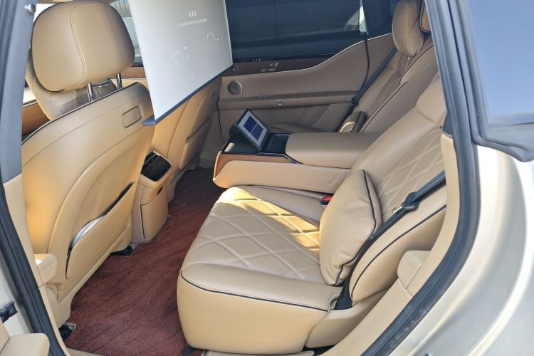 Used Hima Stelato S9 2024 All-Electric Ultra Four-Wheel-Drive Flagship Edition Left Rear Seat