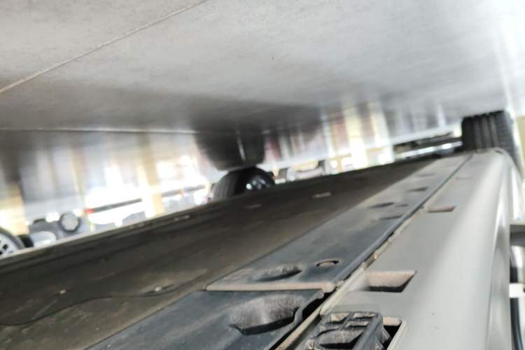 Used Hima Stelato S9 2024 All-Electric Ultra Four-Wheel-Drive Flagship Edition Left Side Sill