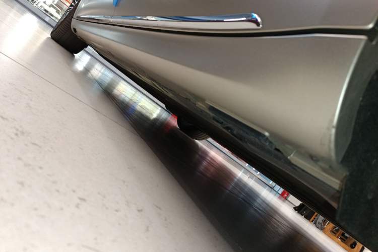 Used Hima Stelato S9 2024 All-Electric Ultra Four-Wheel-Drive Flagship Edition Left Side Sill