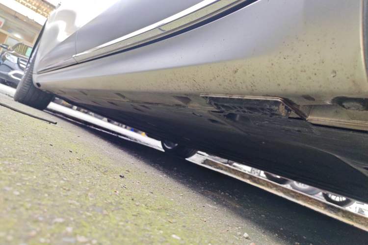 Used Hima Stelato S9 2024 All-Electric Ultra Four-Wheel-Drive Flagship Edition Left Side Sill