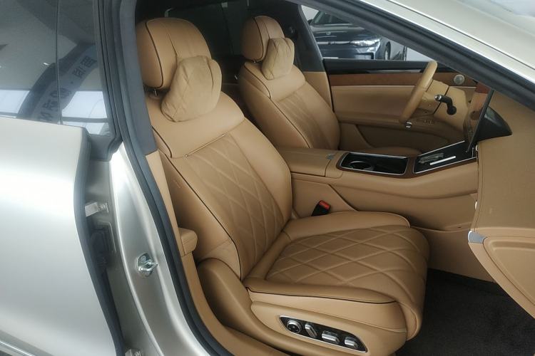 Used Hima Stelato S9 2024 All-Electric Ultra Four-Wheel-Drive Flagship Edition Right Front Seat