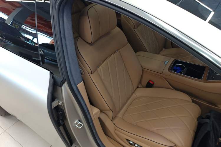 Used Hima Stelato S9 2024 All-Electric Ultra Four-Wheel-Drive Flagship Edition Right Front Seat