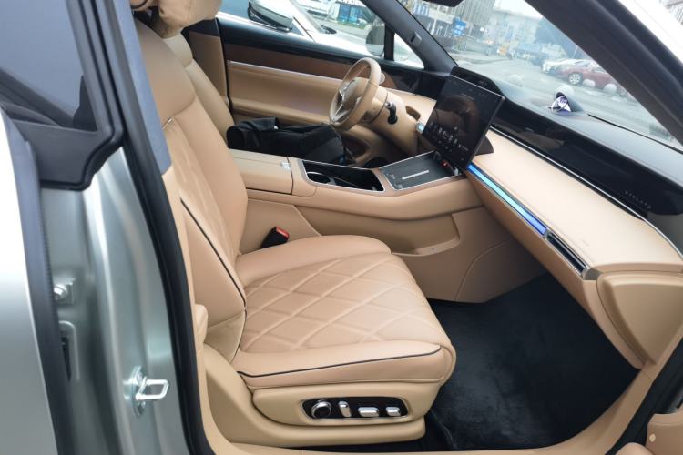 Used Hima Stelato S9 2024 All-Electric Ultra Four-Wheel-Drive Flagship Edition Right Front Seat