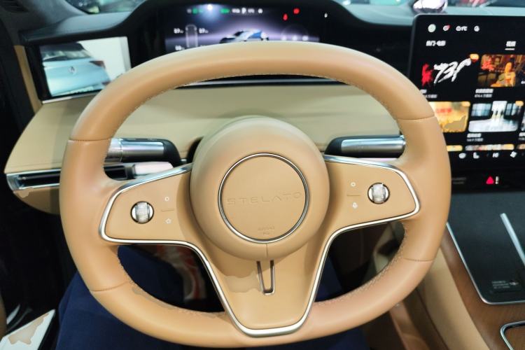 Used Hima Stelato S9 2024 All-Electric Ultra Four-Wheel-Drive Flagship Edition Steering Wheel