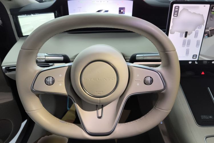 Used Hima Stelato S9 2024 All-Electric Ultra Four-Wheel-Drive Flagship Edition Steering Wheel