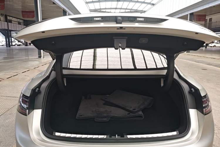 Used Hima Stelato S9 2024 All-Electric Ultra Four-Wheel-Drive Flagship Edition Trunk
