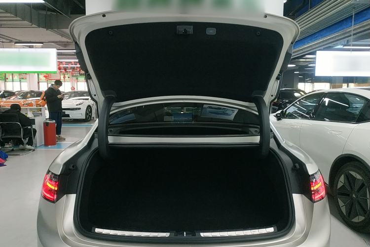 Used Hima Stelato S9 2024 All-Electric Ultra Four-Wheel-Drive Flagship Edition Trunk