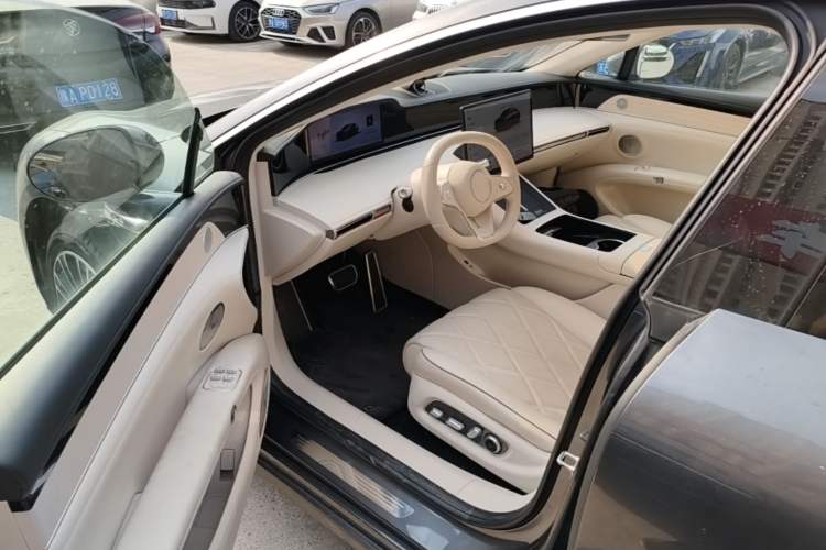 Used Hima Stelato S9 2024 All-Electric Ultra Four-Wheel-Drive Flagship Edition Driver Seat
