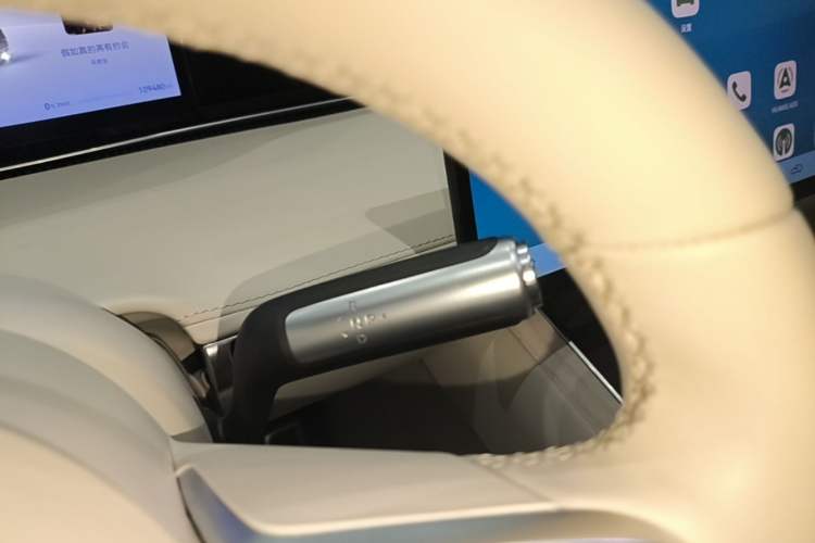 Used Hima Stelato S9 2024 All-Electric Ultra Four-Wheel-Drive Flagship Edition Gear Lever