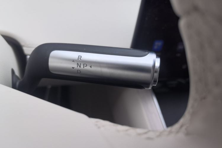 Used Hima Stelato S9 2024 All-Electric Ultra Four-Wheel-Drive Flagship Edition Gear Lever