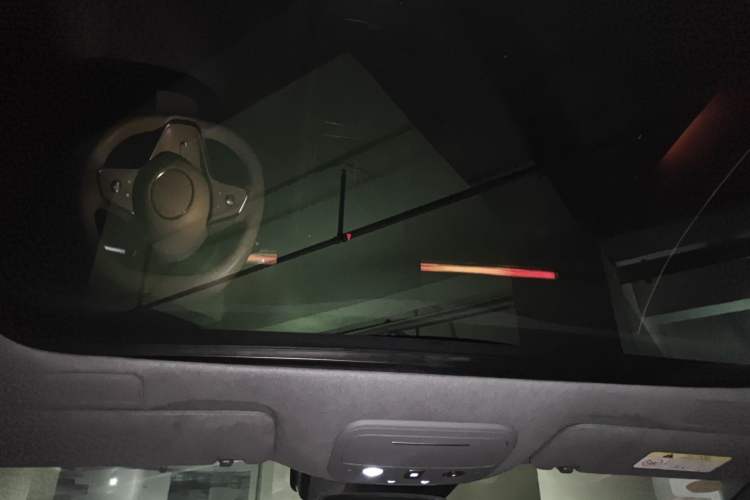 Used Hima Stelato S9 2024 All-Electric Max Rear-Drive Long-Range Version Headliner