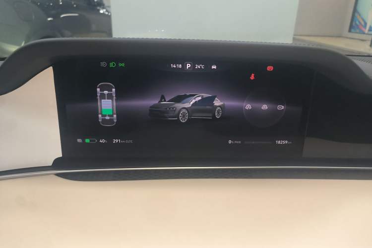 Used Hima Stelato S9 2024 All-Electric Ultra Four-Wheel-Drive Flagship Edition Instrument Cluster