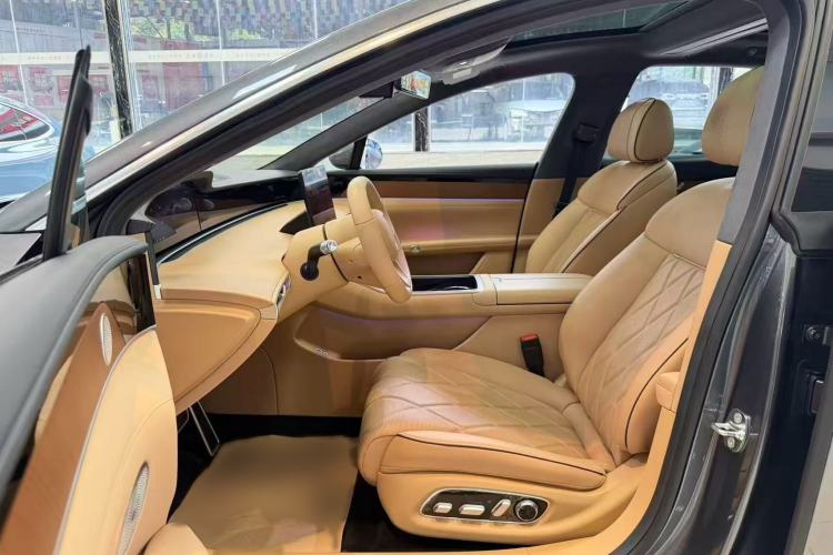 Used Hima Stelato S9 2024 All-Electric Ultra Four-Wheel-Drive Flagship Edition Interior 1