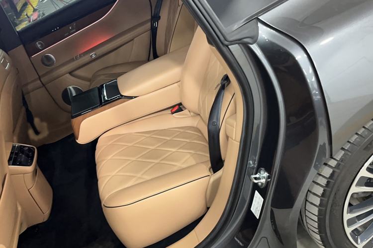 Used Hima Stelato S9 2024 All-Electric Ultra Four-Wheel-Drive Flagship Edition Interior 1
