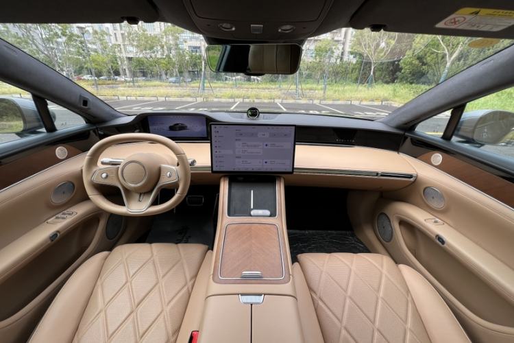 Used Hima Stelato S9 2024 All-Electric Ultra Four-Wheel-Drive Flagship Edition Interior 1